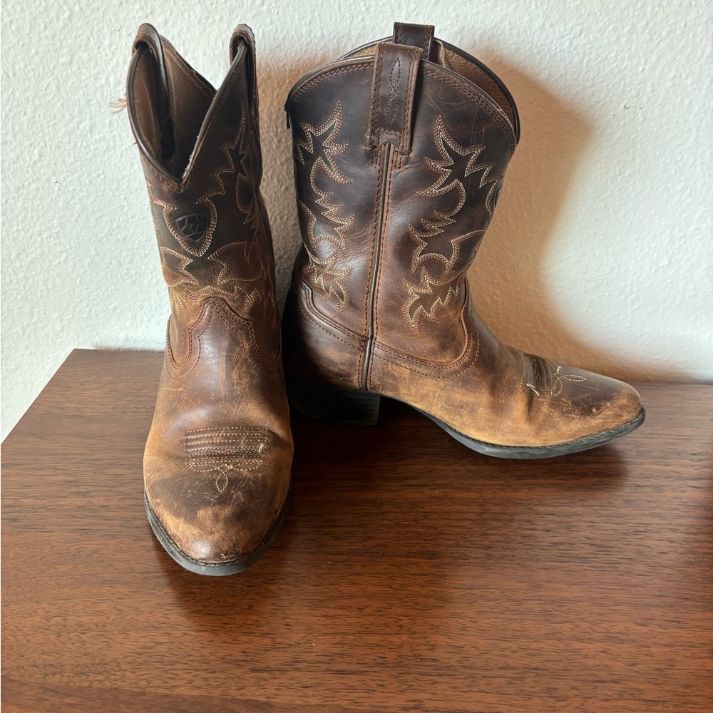 Ariat Brown Leather Cowboy Boots
